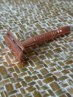 Rose Gold Reusable Safety Razor + 10 Blades