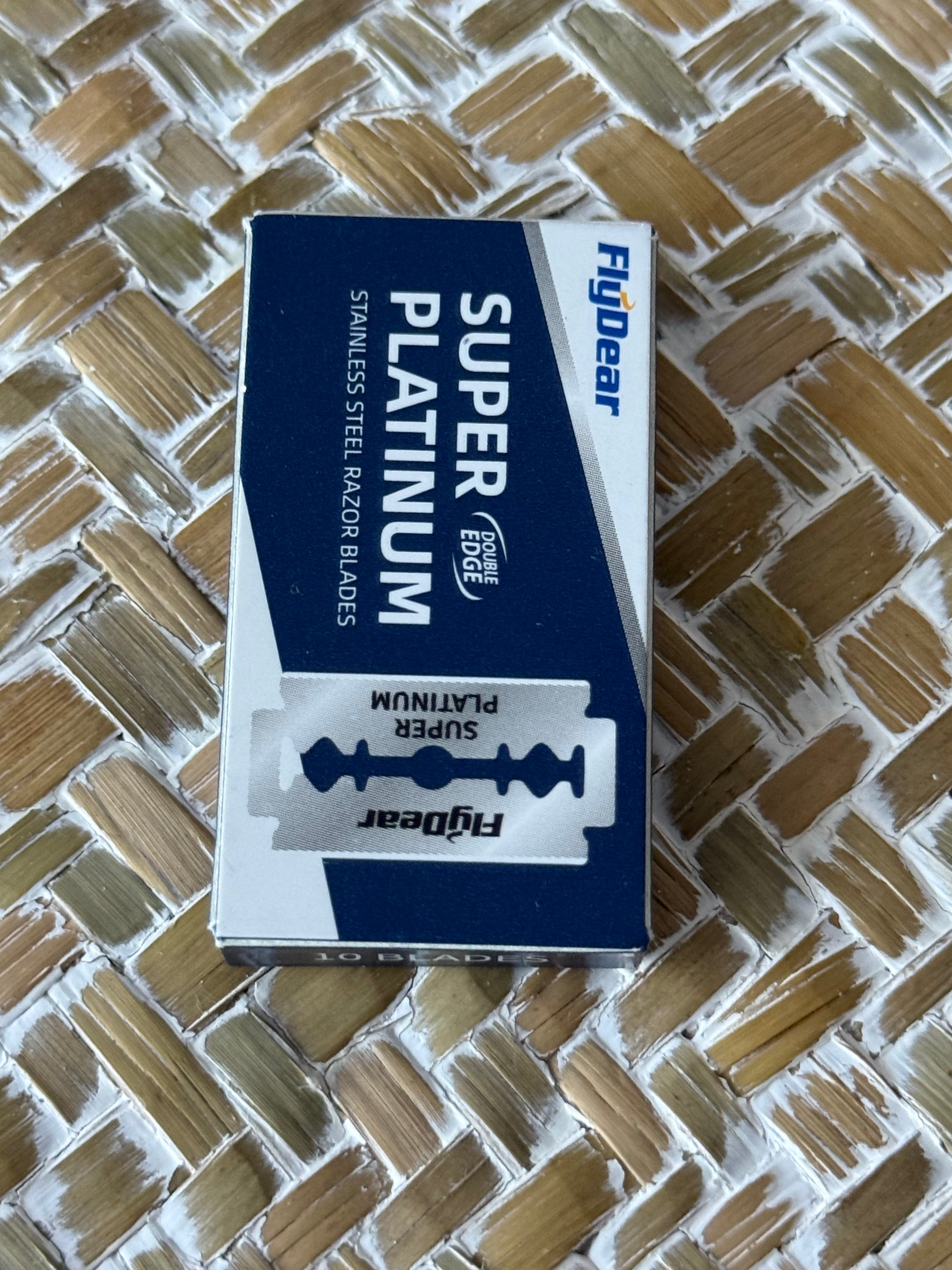 Rose Gold Reusable Safety Razor + 10 Blades