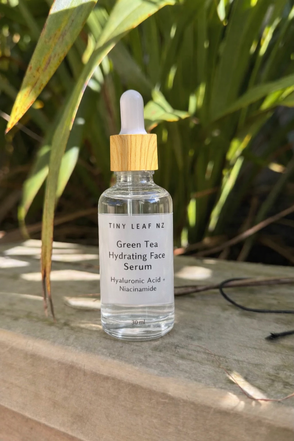 Hydrating Face SerumHyaluronic Acid + Niacinamide